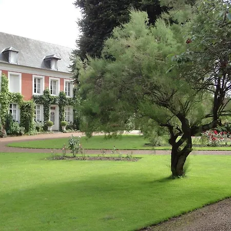 Le Manoir Bed & Breakfast
